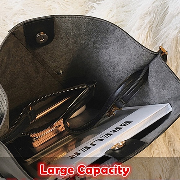 Just In! 🆕 BERLIN Vol. 3 Rivet Bucket Bag - Picture 5 of 8